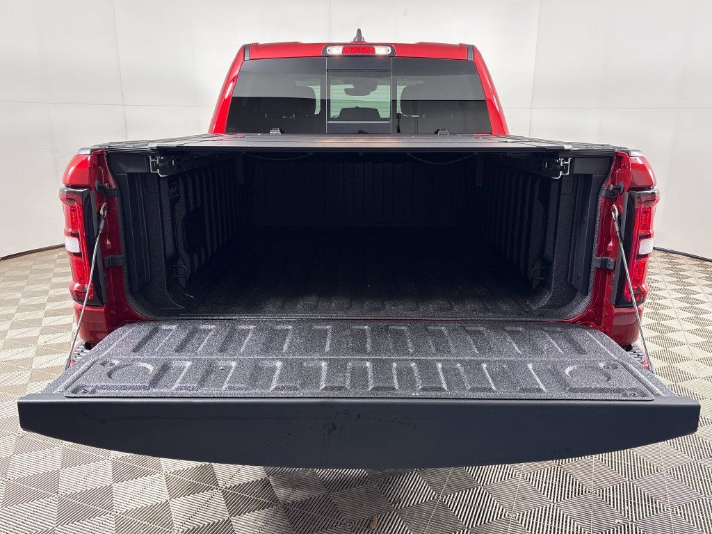 Used 2026 RAM 1500 Big Horn AWD/4WD image 23