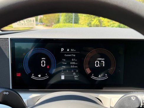 New 2026 Hyundai Tucson SEL image 16