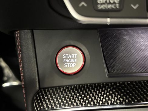 Used 2019 Audi SQ5 Prestige w/ Prestige Package image 24