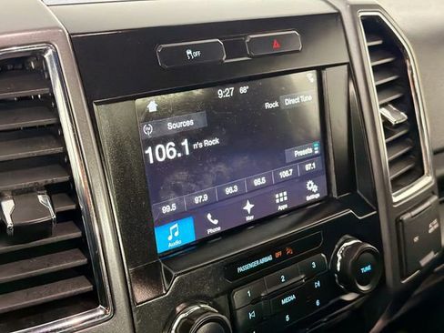 Used 2016 Ford F150 XLT w/ Equipment Group 302A Luxury AWD/4WD image 15