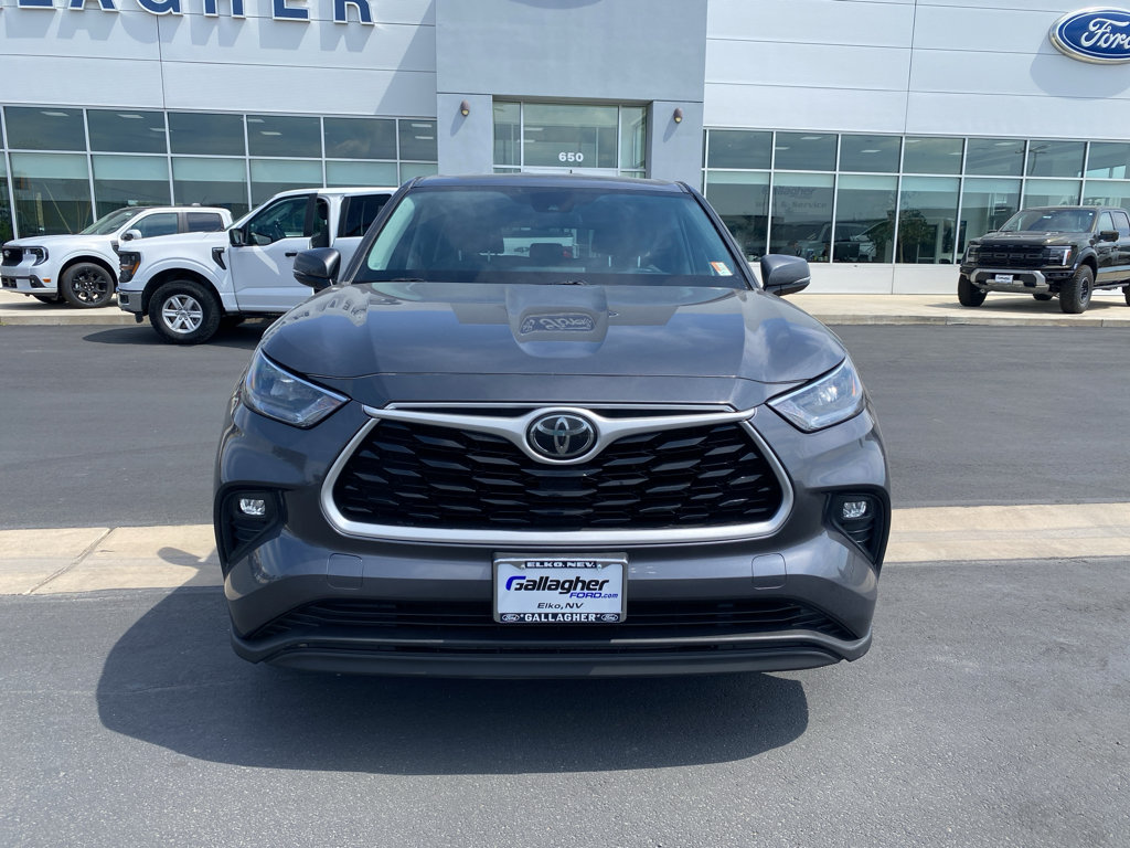 Used 2020 Toyota Highlander LE AWD/4WD image 16