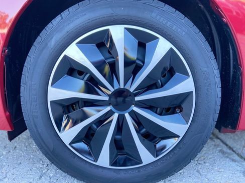 Used 2014 Toyota Corolla LE FWD image 9