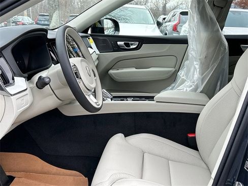 New 2026 Volvo XC60 B5 Ultra w/ Protection Package Premier image 10