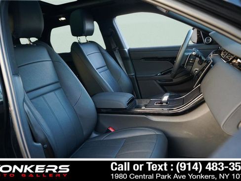 Used 2024 Land Rover Range Rover Evoque S image 33