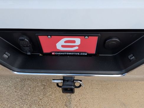 Used 2023 GMC Sierra 1500 SLT w/ SLT Premium Package AWD/4WD image 47