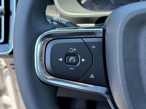Certified 2023 Volvo C40 P8 Recharge Plus AWD/4WD image 29