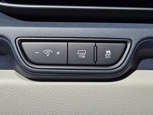 New 2026 Kia Carnival EX FWD image 16