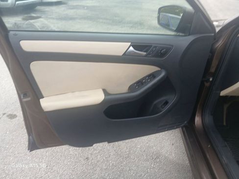 Used 2012 Volkswagen Jetta SE image 10