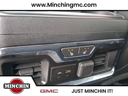 Used 2020 GMC Sierra 2500 Denali w/ Denali Ultimate Package AWD/4WD image 11