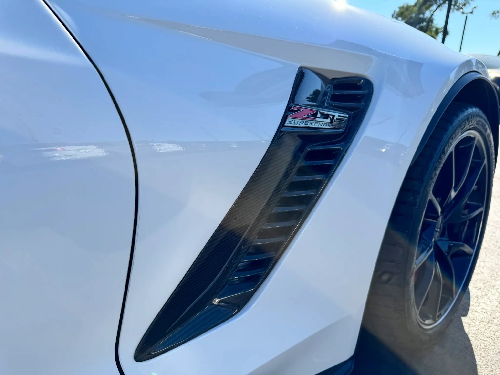 Used 2017 Chevrolet Corvette Z06 RWD image 50