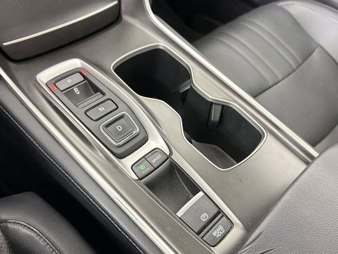 Used 2018 Honda Accord Touring image 30