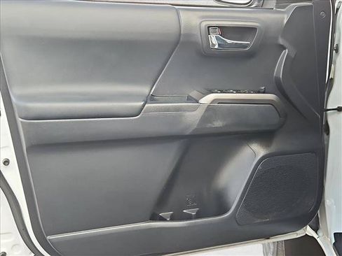 Certified 2022 Toyota Tacoma TRD Sport RWD image 10