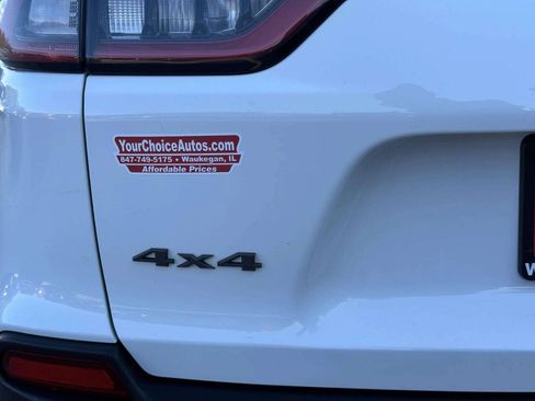 Used 2019 Jeep Cherokee Trailhawk w/ Cold Weather Group AWD/4WD image 41