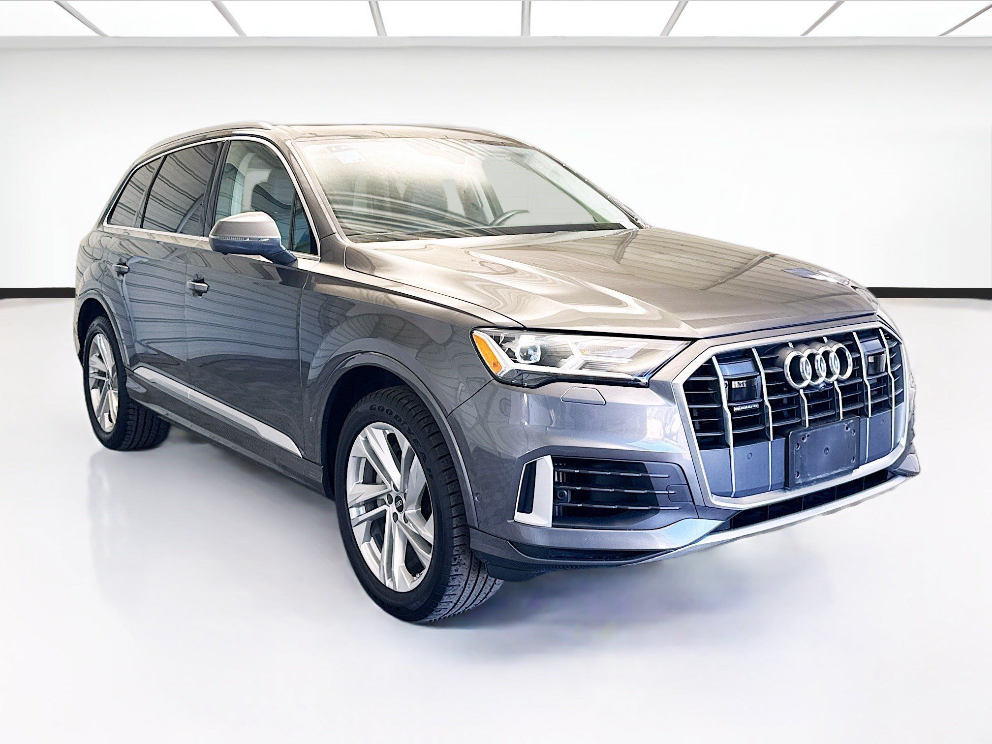 Used 2022 Audi Q7 3.0T Premium Plus AWD/4WD image 3