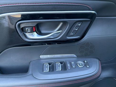 Used 2025 Acura ADX A-Spec image 12