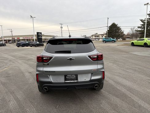 Used 2024 Chevrolet TrailBlazer RS w/ Driver Confidence Package image 5