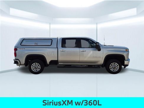 Used 2022 Chevrolet Silverado 2500 LT w/ Convenience Package AWD/4WD image 8