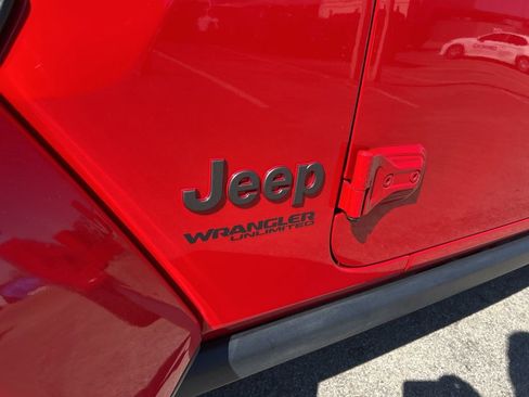 Certified 2021 Jeep Wrangler Unlimited Rubicon image 20