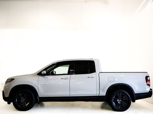 Used 2019 Honda Ridgeline Sport image 4