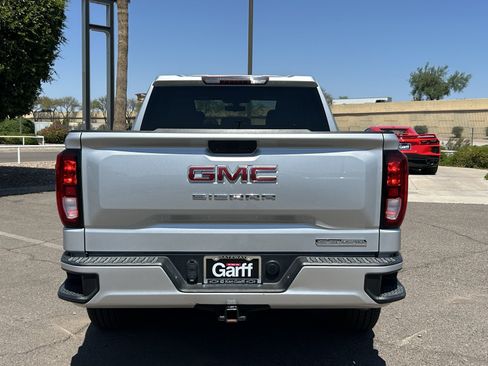 Certified 2022 GMC Sierra 1500 Elevation RWD image 5