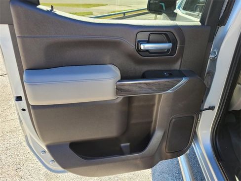 Used 2020 Chevrolet Silverado 1500 LTZ w/ Z71 Off-Road Package image 15