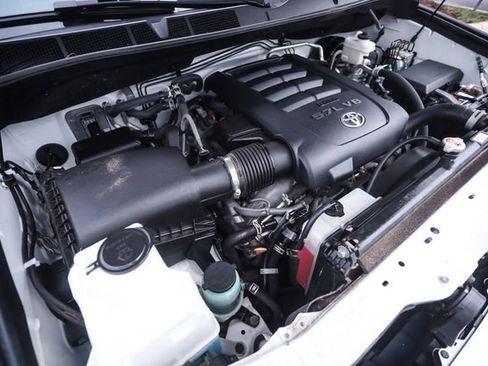 Used 2022 Toyota Sequoia TRD Sport AWD/4WD image 58