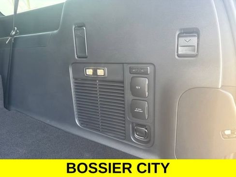 Used 2025 Ford Expedition Max Active RWD image 9