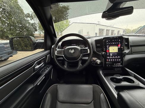 Used 2020 RAM 1500 Laramie AWD/4WD image 2