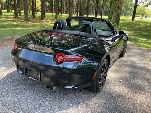 Used 2024 MAZDA MX-5 Miata Grand Touring image 3