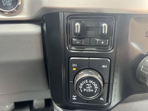 Used 2023 Ford F250 XLT w/ Tremor Off-Road Package AWD/4WD image 13