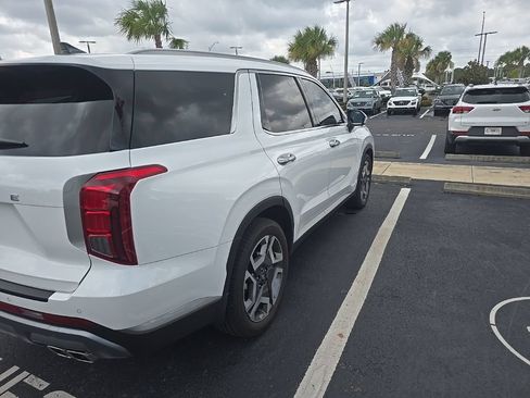 Used 2025 Hyundai Palisade SEL FWD image 12