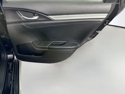 Used 2016 Honda Civic EX-L image 28