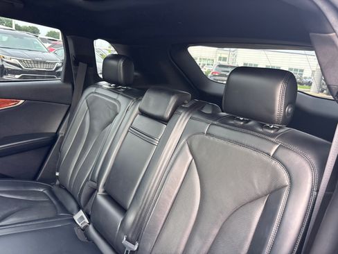 Used 2019 Lincoln Nautilus Reserve AWD/4WD image 25