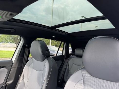 New 2026 Volkswagen Tiguan SE R-Line AWD/4WD image 26