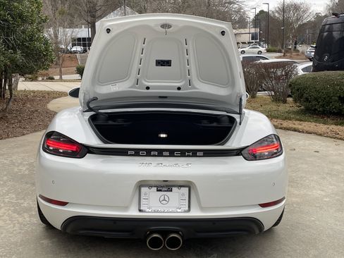 Used 2017 Porsche 718 Boxster S image 18