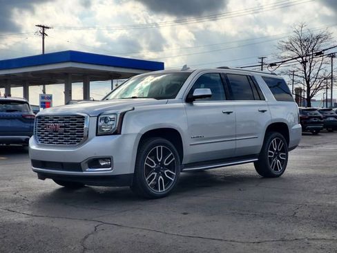 Used 2018 GMC Yukon Denali AWD/4WD image 5