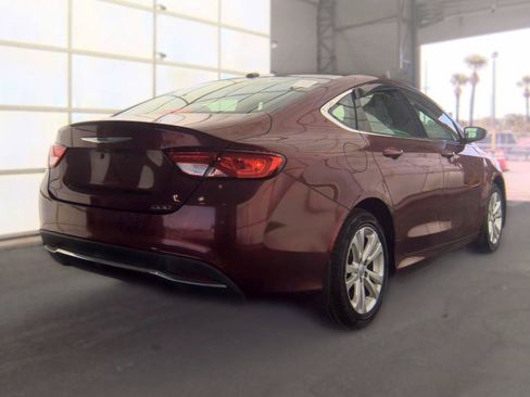 Used 2015 Chrysler 200 Limited w/ Convenience Group FWD image 4