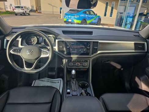 Used 2021 Volkswagen Atlas SE w/ Panoramic Sunroof Package AWD/4WD image 22