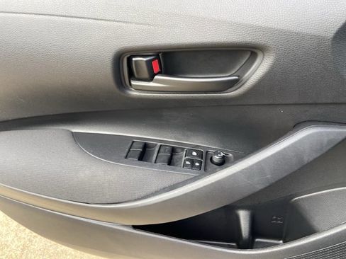 Used 2024 Toyota Corolla LE image 45