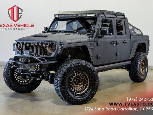 Used 2025 Jeep Gladiator Rubicon w/ Safety Group AWD/4WD image 1