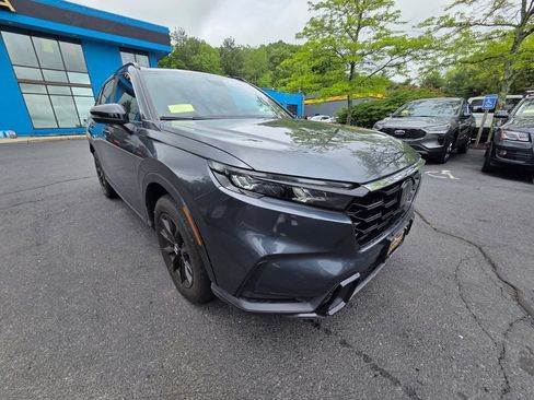 Used 2023 Honda CR-V Sport image 3