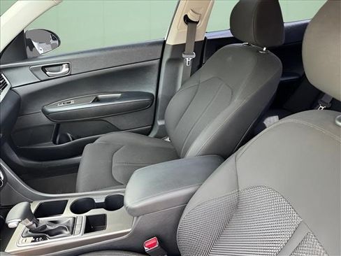 Used 2019 Kia Optima LX FWD image 7