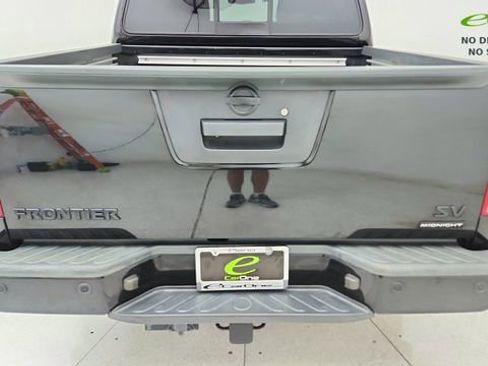Used 2019 Nissan Frontier SV w/ Value Truck Package RWD image 11