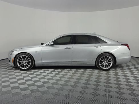 Used 2017 Cadillac CT6 Luxury AWD/4WD image 4
