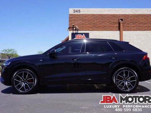 Used 2022 Audi Q8 Premium Plus w/ Premium Plus Package AWD/4WD image 11
