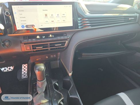 Used 2025 Toyota Camry SE w/ Multimedia Upgrade Package FWD image 9