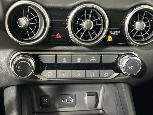 New 2025 Nissan Sentra S image 16