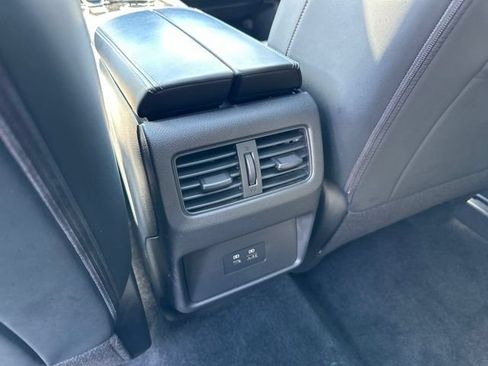 Certified 2023 Nissan Rogue SV w/ SV Premium B Package AWD/4WD image 16