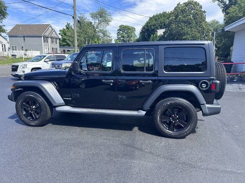 Used 2020 Jeep Wrangler Unlimited Sport AWD/4WD image 10