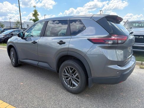 Used 2025 Nissan Rogue S FWD image 5